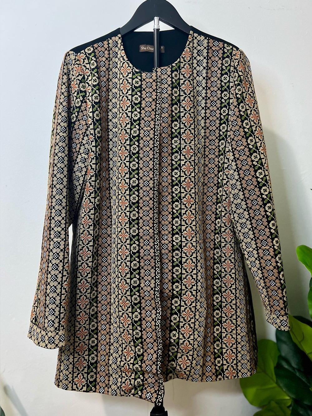 She Chocolate Boho Tapestry Open Front Jacket Black Beige Fits Size 12 14